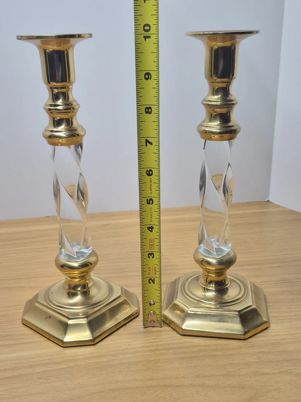 Vintage Decorative Brass Lucite Acrylic Twisted Stem Candlesticks Pair 9.5
